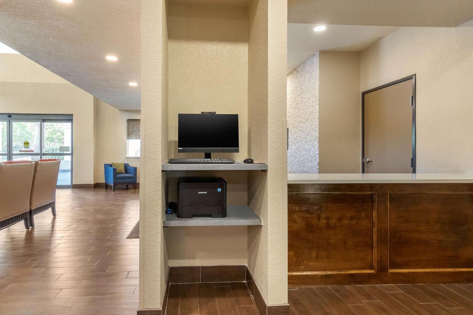 Comfort Suites San Antonio Airport North Exterior foto